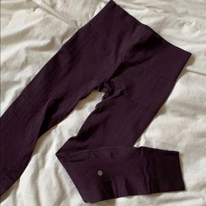 Lululemon leggings!